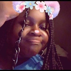 Meet your Posher, Ariana